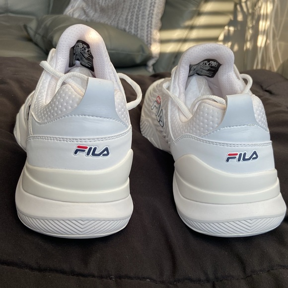 MEN’S FILA SPEED SERVE ENERGIZED WHITE TENNIS SHOES - Picture 4 of 6